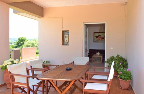 Vatolakkos Villa | Klironomos Art Villa