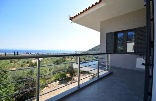 Livadi Apartment | Konatsi Luxury Apartments