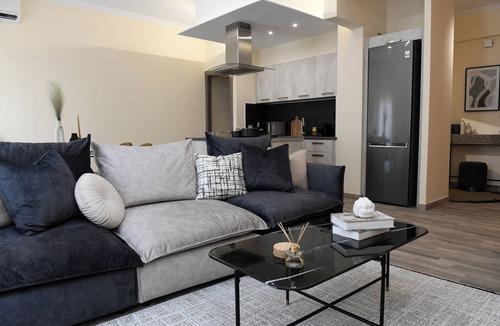 Ampelokipoi Apartment | Konstantina Apartment, fully renovated, comfortable apartment near to metro