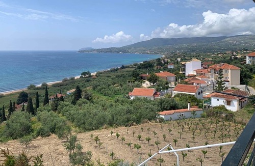 Koroni Apartment | Koroni best view family apartment