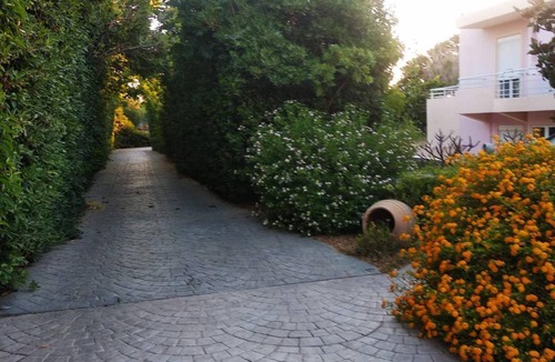 Tingaki House | KOSDREAM.GR