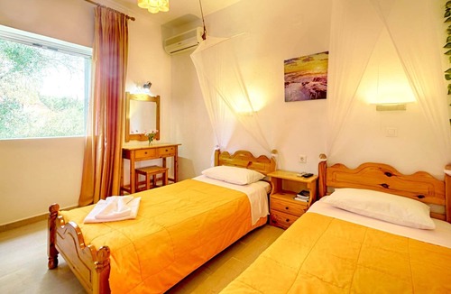 Agios Georgios Pagon Apartment | Kostas Apartment 11 - 300m from Agios Georgios Pagi beach