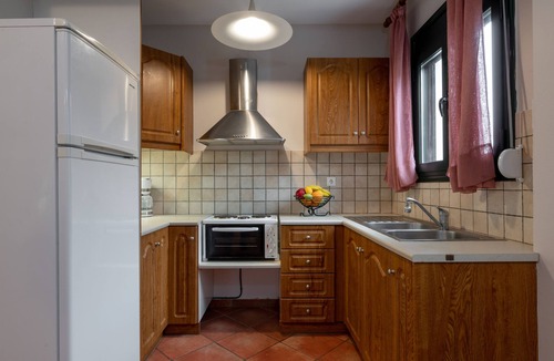 Kaligata House | Koxyli Village Studios & Apartments