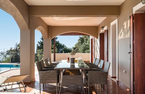 Manganos Villa | Kumusha Villa near Fiscardo