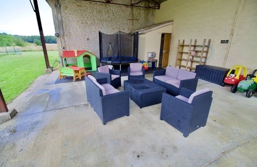 Saint Germain du Seudre Cottage | La Bigorre Farmhouse - family friendly, heated pool, 30 mins to gorgeous beaches