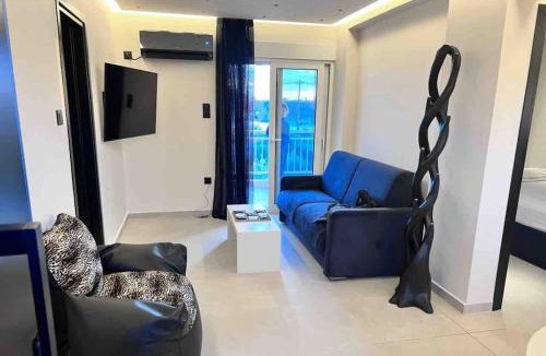 Lagonissi Apartment | Lagonisi 2 bedroom luxury Apartment by the sea!