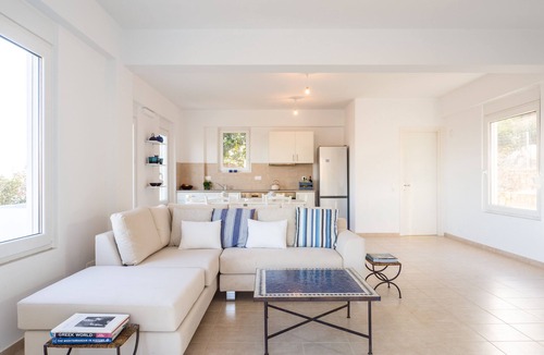 Mariou Villa | Large modern villa situated on a hill in the traditional village of Marious.