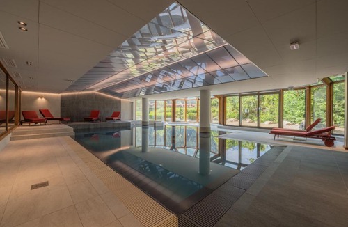 Argentiere Apartment | Le Cristal Lognan 8 Mountain View & Free WiFi - Happy Rentals