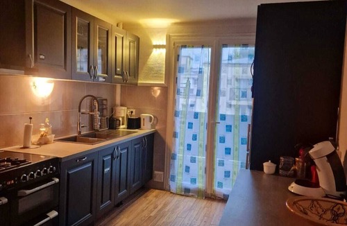 Le Plessis-Robinson Apartment | Le Grand Robinson, 6 minutes from RER B Robinson, ideal for families.