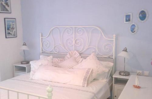 Parga House | LEMONELIA, one big,4-5 people and one small apartment ,2-3 people
