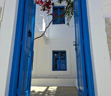 Leros House | Lerosophy