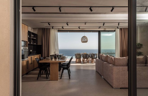 Maries Villa | Limnionas Absolute Cave Villa