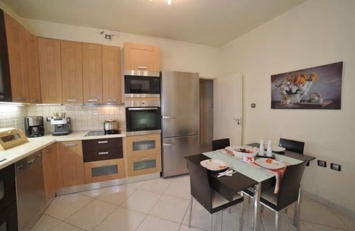 Petralona House | Lina's cozy house near to Acropolis & metro