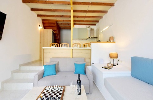 Filerimos Cabin | "LiRi family paradise"