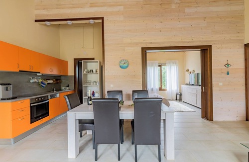 Giannades House | Living in the olive grove, Corfutrail, with view, 3 km sea 4 -6 pers,