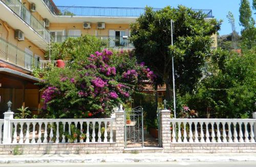 Agia Efimia Apartment | Logara's Apartments