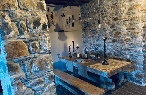 East Mani Apartment | LOURA MANI'S 1