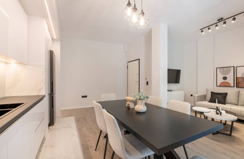 Ilisia Apartment | Lovely 3BR Apartment in Pangrati
