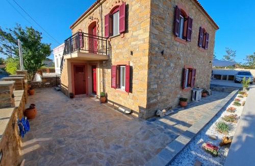 Mirina House | Lucy's luxury I