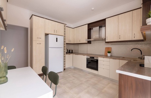 Papagou-Holargos Apartment | Luminus 3BR Apartment in Cholargos