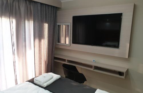 Paralia Ofryniou Apartment | luxrooms