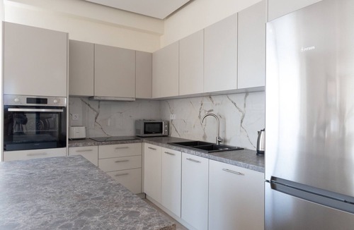 Glyfada Apartment | Luxurious 3-Bedroom Seaside Retreat | Fully Renovated April 2025