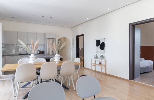 Glyfada Apartment | Luxurious 3-Bedroom Seaside Retreat | Fully Renovated April 2025