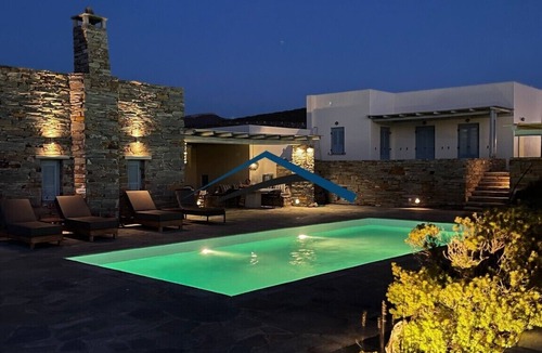 Kea Villa | Luxurious Villa on the waterfront with a pool and direct access to the sea