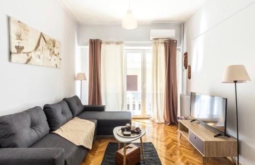 Plaka Apartment | Luxuriously Central Studio in the Heart of Athens