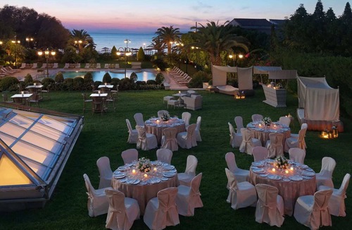 Vouliagmeni Apartment | Luxury 1BR Suite near Mikro Kavouri Beach