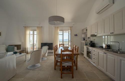 Glisidia Villa | Luxury Paros Villa Villa Akaste Beautiful & Serene Glisidia