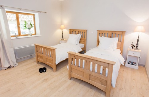 La Courade Cottage | Luxury self- catering Gites overlooking the Cognac valley