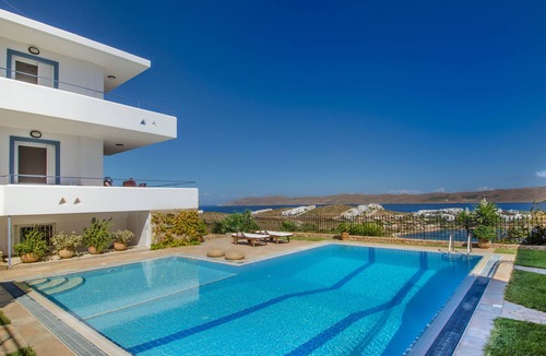 Lavreotiki Villa | Luxury Sounio Villas