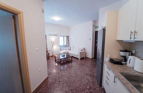 Plaka Apartment | Luxury Suite Apartment in Plaka Acropolis ~ Rosemary