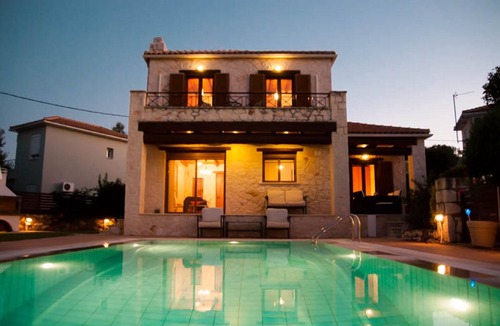 Tragaki Villa | Luxury villa - 3 bedrooms, 3 bathrooms, sleeps 6
