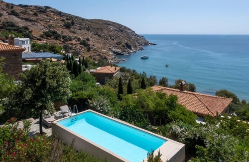 Steniai Villa | Luxury villa by the beach