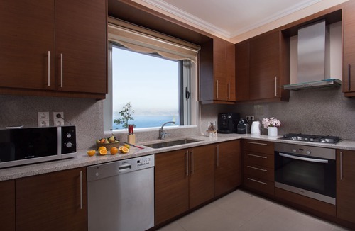 Nikiana Villa | Luxury Villa for 6 Amazing Sea View Pool
