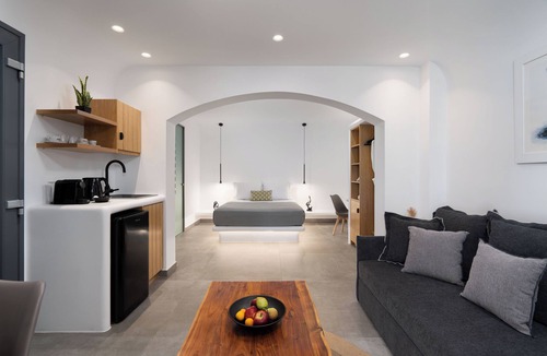 Megalochori Villa | LyMaRou Collection