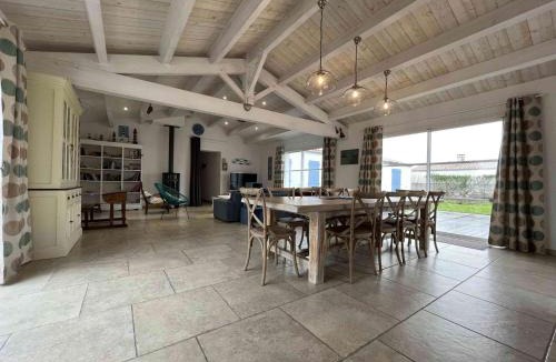 Saint-Denis-d'Oleron Villa | Maison 4 pièces avec piscine 8 couchages Saint Denis d'Oléron SDO000-081B
