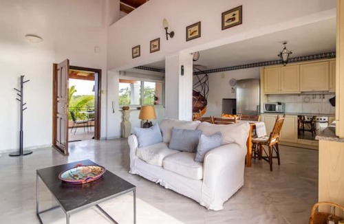 Porto Heli Apartment | Maison of apartments next to the beach-Big Blue