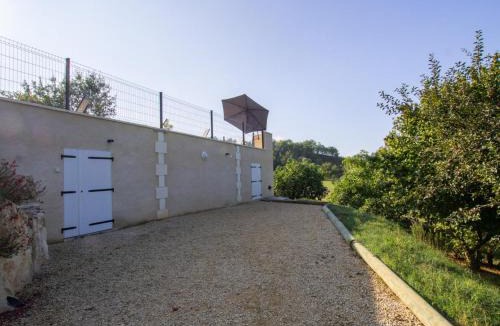 Villamblard House | Maison spacieuse avec piscine, salle de sport, et équipements complets à Villamblard - FR-1-616-2