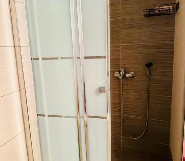 Nikaia-Agios Ioannis Rentis Apartment | Majestic Swan Apartment