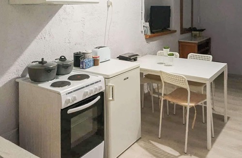 Romanos Apartment | Marina's Nest - Holiday Bliss Studio