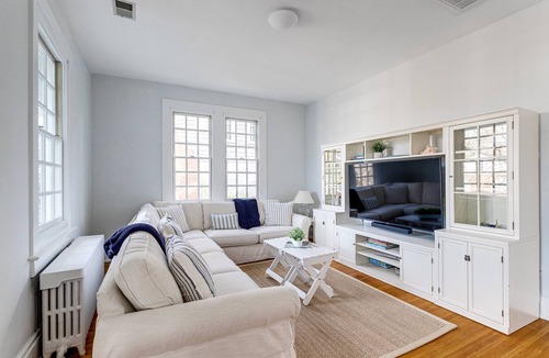 Rosemont House | Masonic View House- Alexandria City, near Metro & Old Town, Spacious 5 bedroom