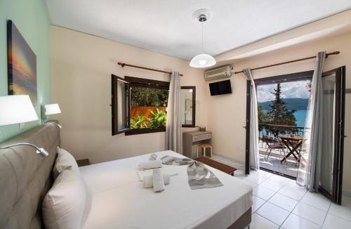 Lygia Apartment | Mavra Studios