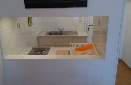 Parelia Apartment | Menigos 57 seafront apartment with garden