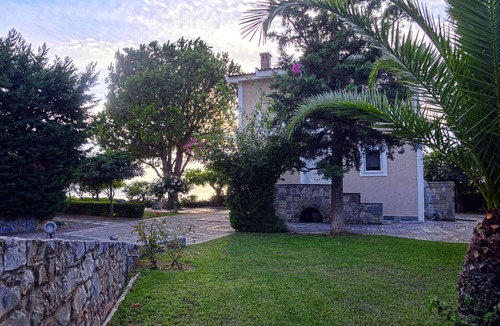 Paralia Vergas Villa | Messinian Blue SeaSide Villa, panoramic ocean view