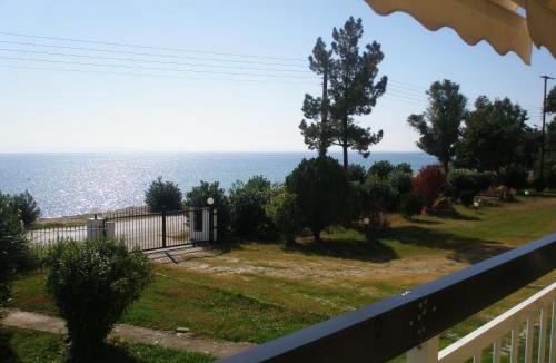Ormilia Apartment | Metamorphosis - Halkidiki Apartment on the beach