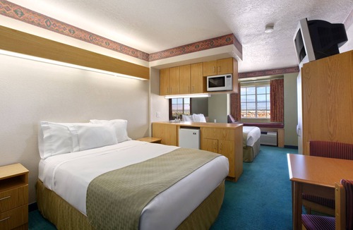 Westside Hotel | Microtel Inn & Suites by Wyndham Albuquerque West