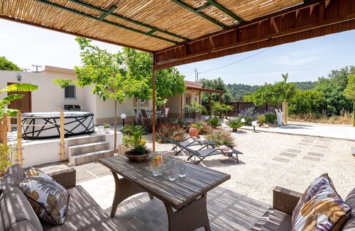 Filerimos Apartment | Mikros Paradisos